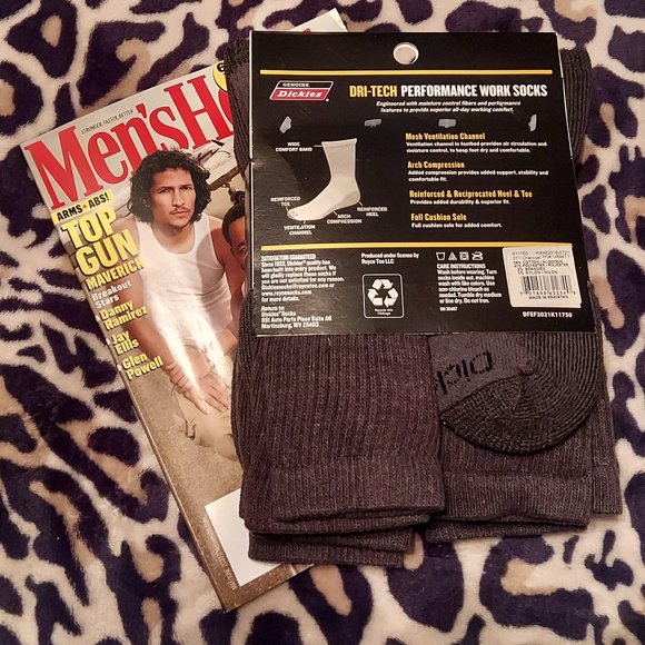 Dickies Dri-Tech Crew Socks Shoe Size 6-12 Men's Health Magazine May / June 2022 - Picture 2 of 3